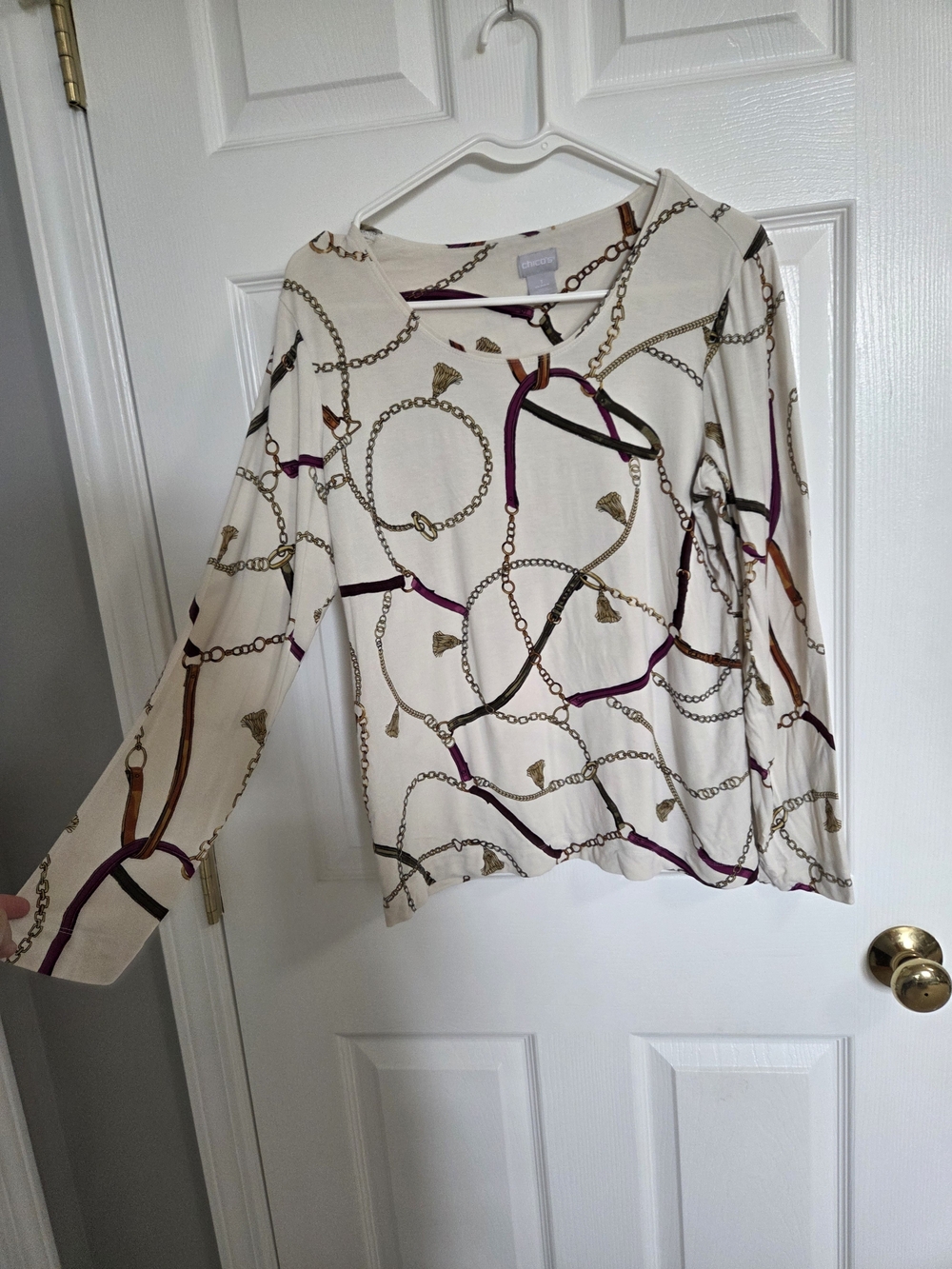 Women's Cream Chain Print Long-Sleeve Top